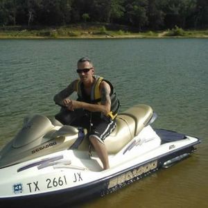 Meet your Posher, Jonathan